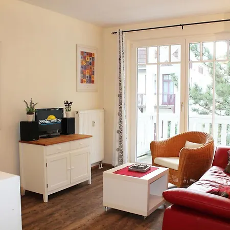 Strandstrasse 32 - 04-44