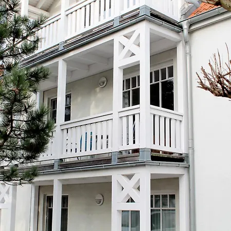 Strandstrasse 32 - 04-44